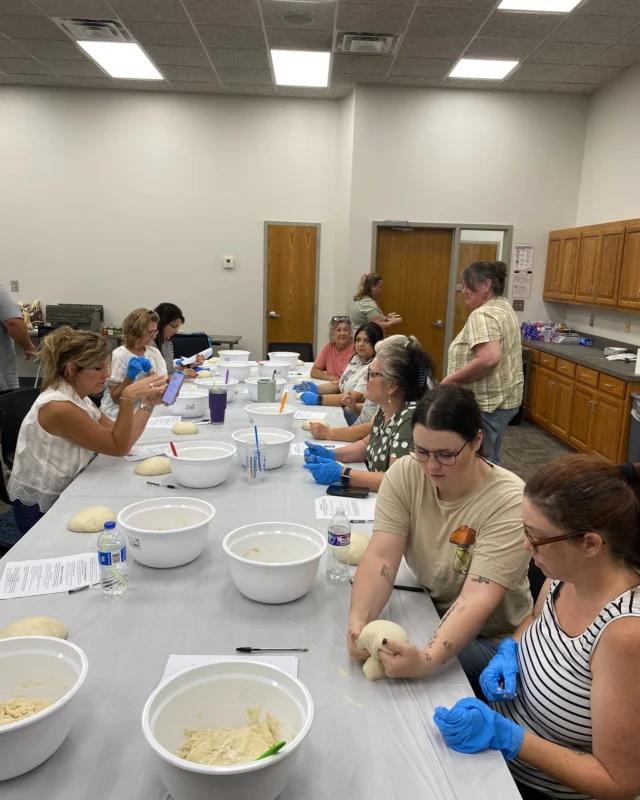 Last night’s Starting Sourdough 🍞 class was PACKED - and we kneaded every minute of it! Our amazing group rose to the occasion and had a blast learning the art of sourdough.